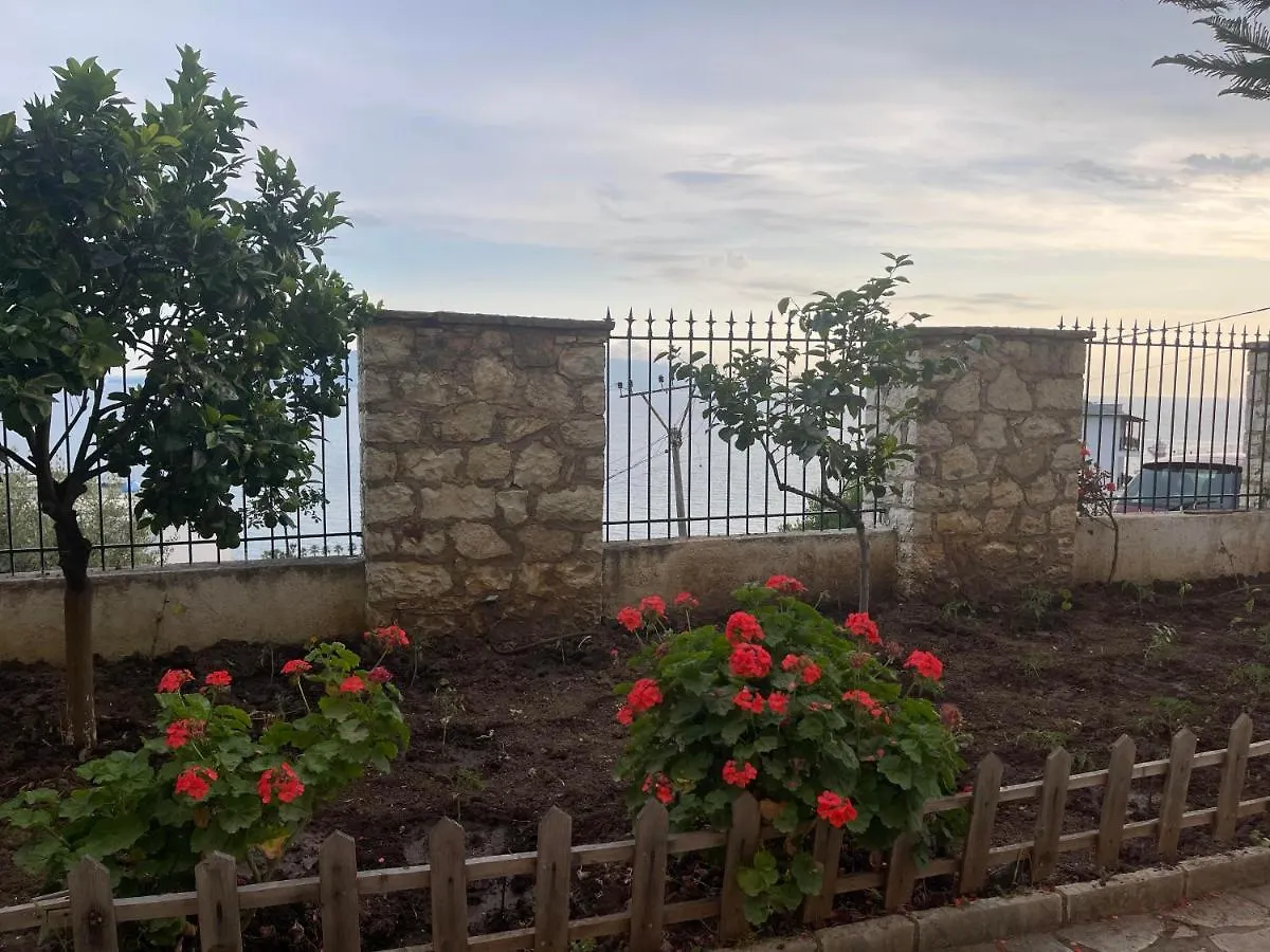 Vila Hodo Saranda